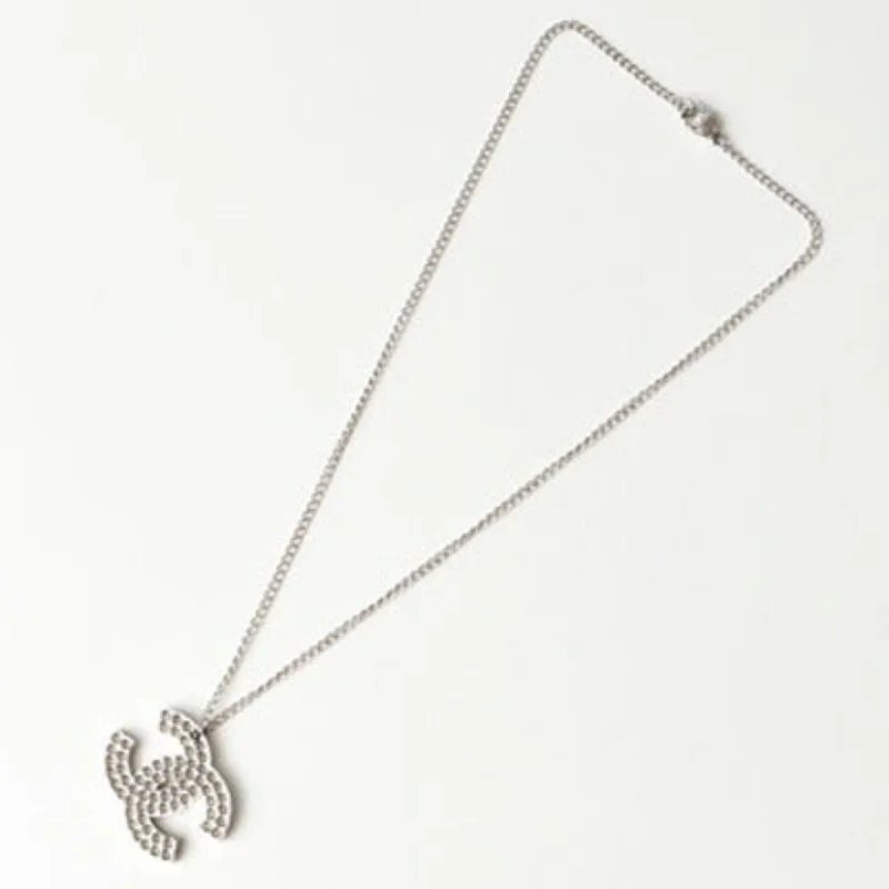 Tiny heart necklaces-Chanel  Metal Necklace (Pre-Owned)