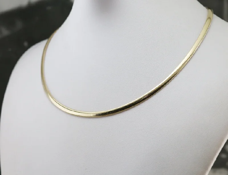 Wide link necklaces-Italian Gold Omega Chain Necklace