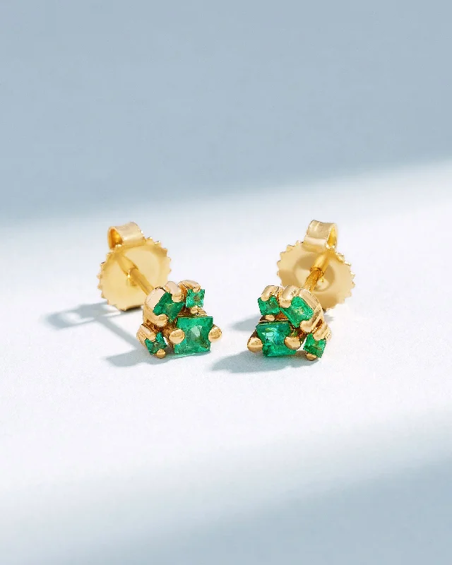 Artistic shape earrings-Artistic shape earrings-Princess Cluster Emerald Studs