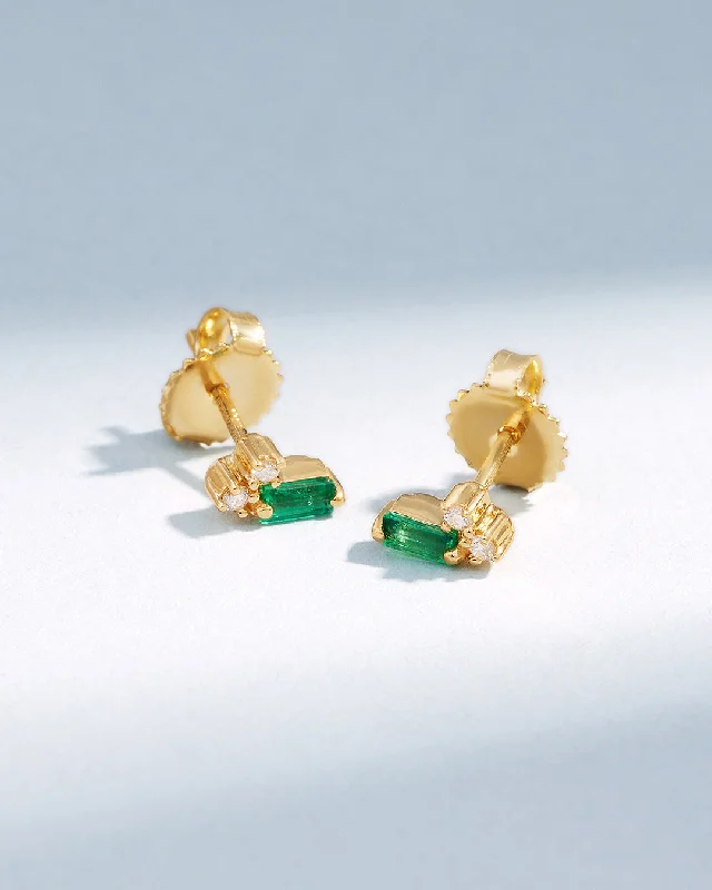 Rough texture earrings-Rough texture earrings-Bold Burst Mini Emerald Studs