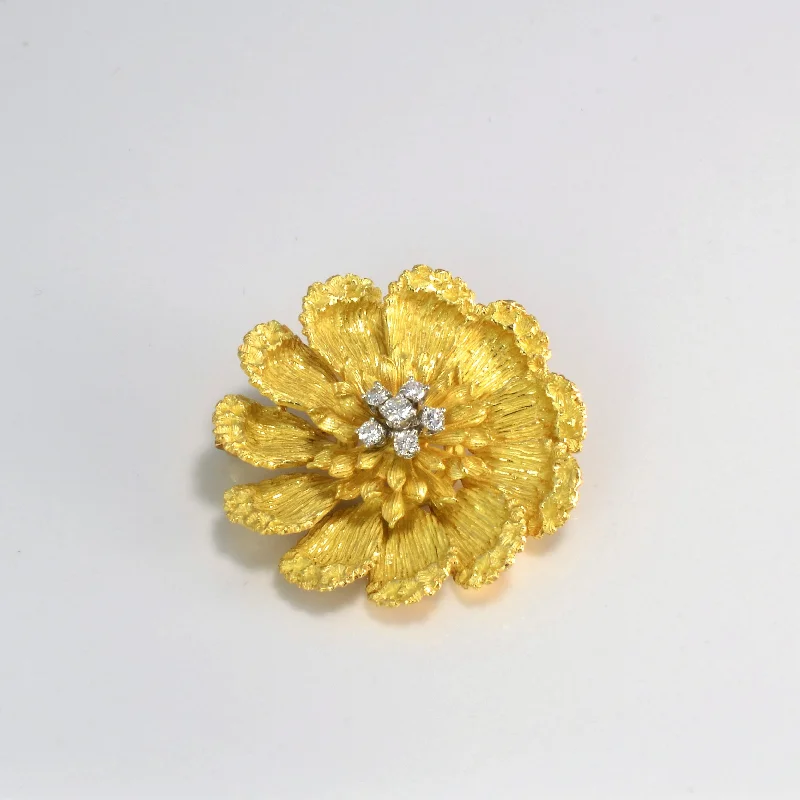 Quartz stone brooches-Intricate Diamond Flower Brooch | 0.26ctw |