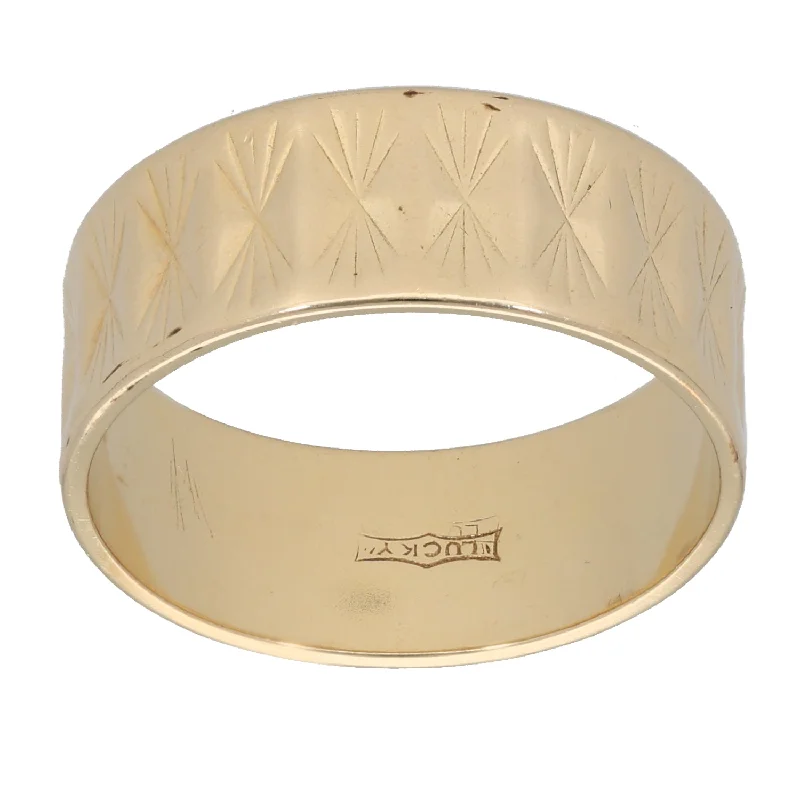 Curved band rings-9ct Gold Patterned Wedding Ring Size S