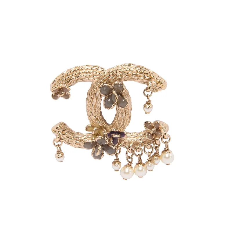 Fluid shape brooches-Chanel Light Gold Gripoix Flower & Pearl CC Brooch