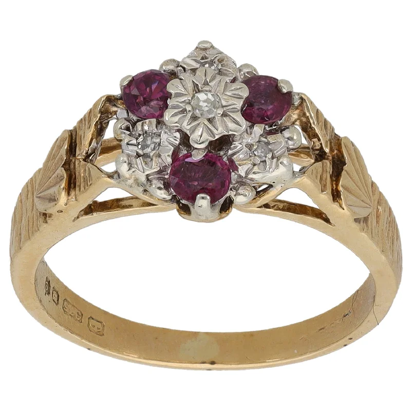 Bead trim rings-9ct Gold Ruby & 0.035ct Diamond Cluster Ring Size N