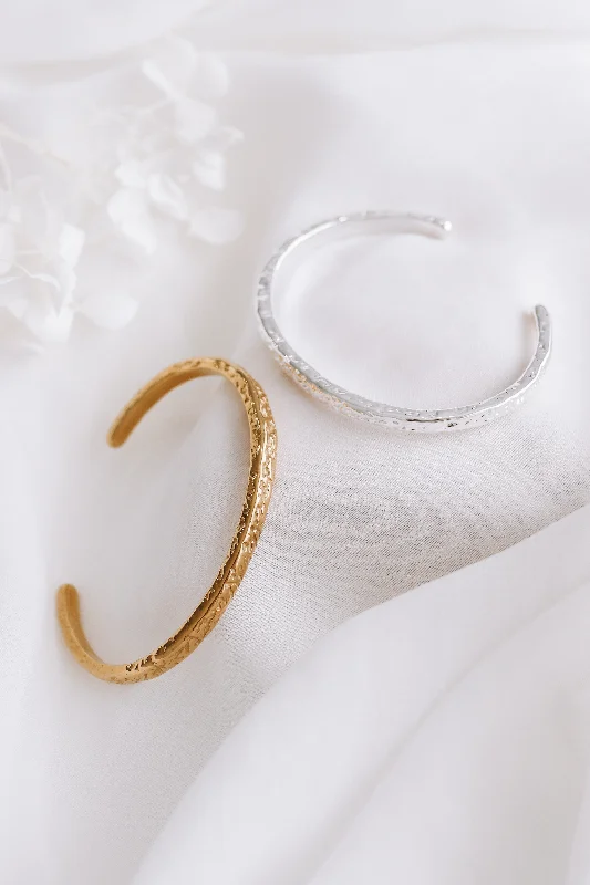 Wide gold bracelets-Amiee - Gold or Silver Stainless Steel Bangle