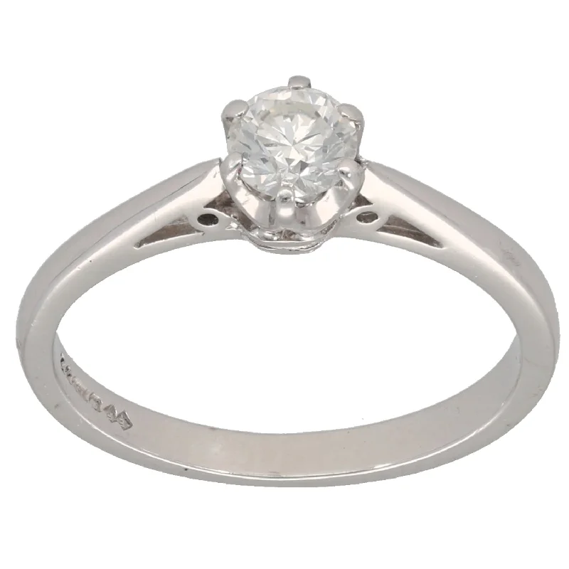 Tiny star rings-18ct White Gold 0.30ct Diamond Solitaire Ring Size M