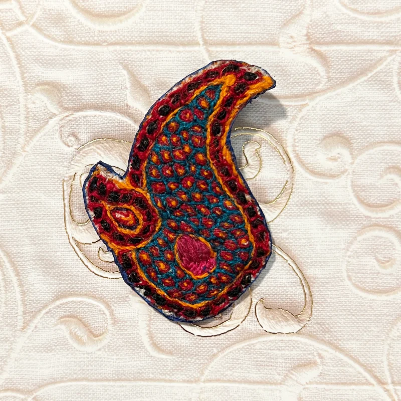 Garnet inlay brooches-Brooch 002