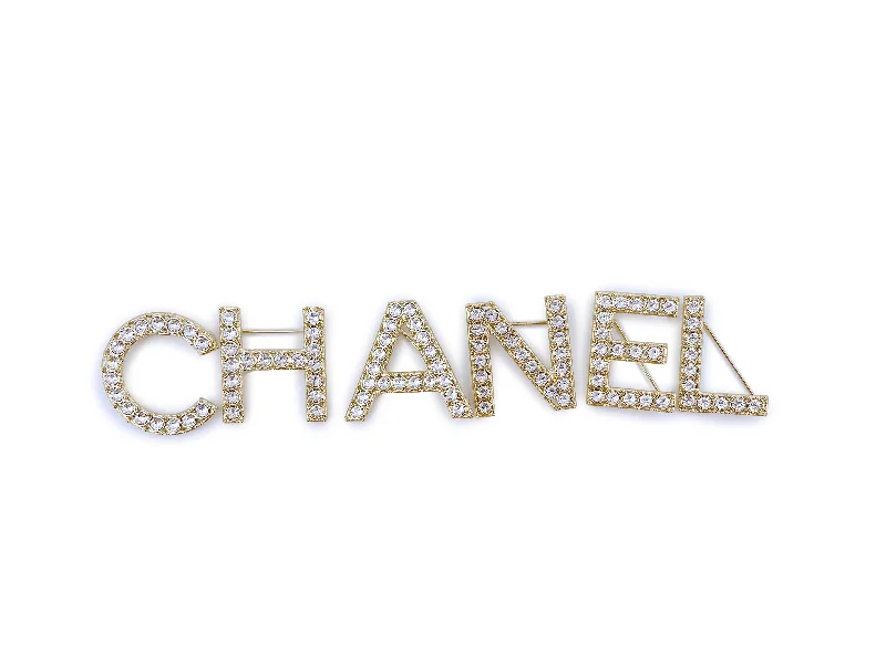 Tiny star brooches-Chanel 20V Iconic Crystal Letter Brooch Set of 5