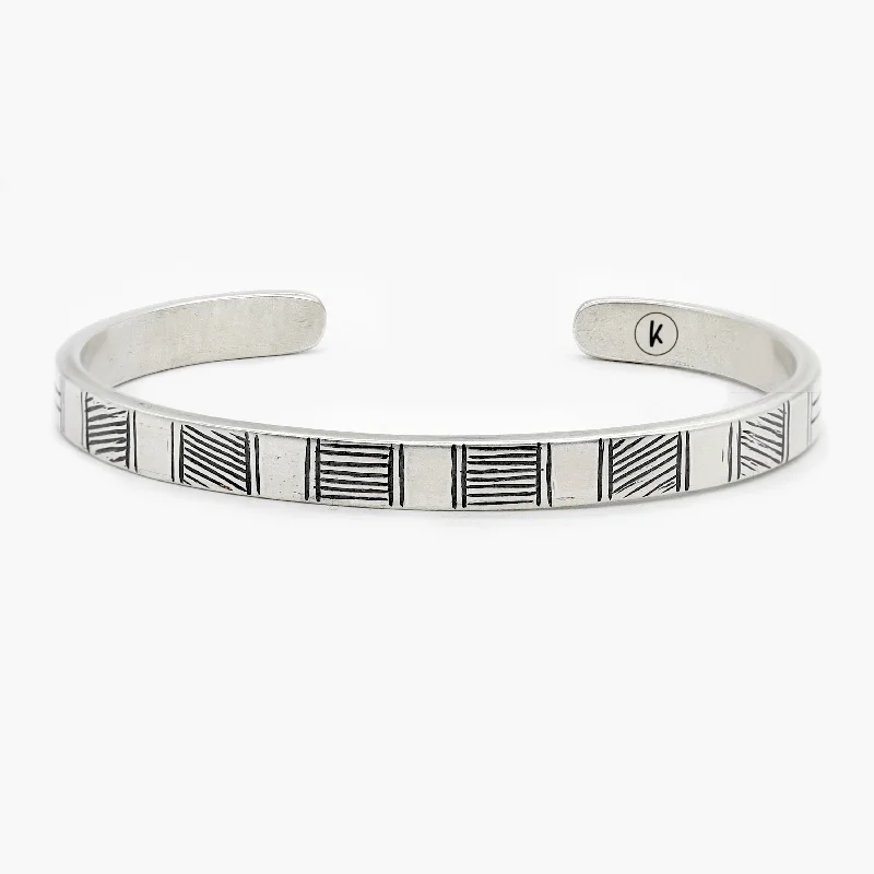 Circular link bracelets-Hand-forged "Pueblo" Silver Bangle