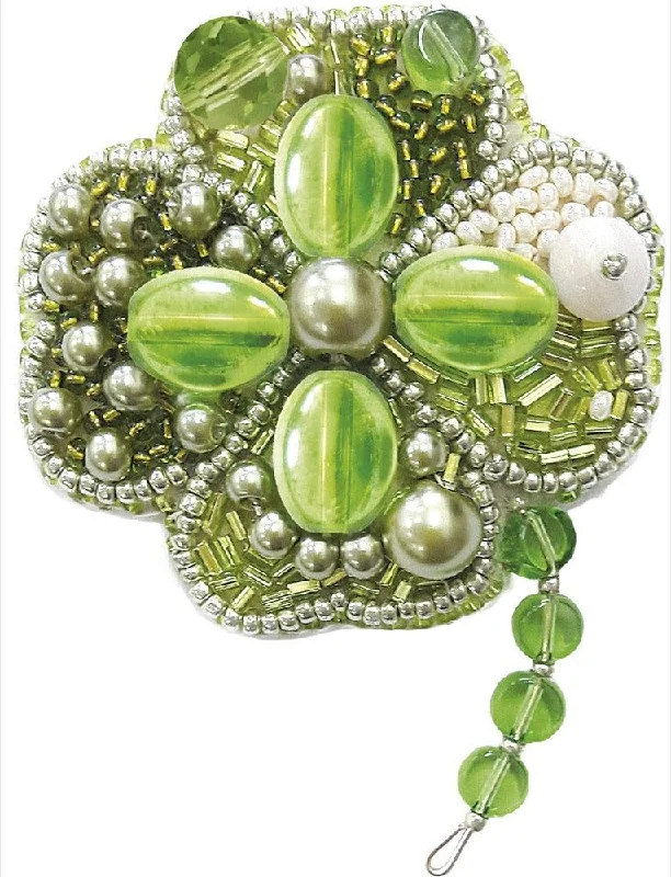 Suede accent brooches-BP-186C Beadwork kit for creating brooch Crystal Art "Symbol of luck"