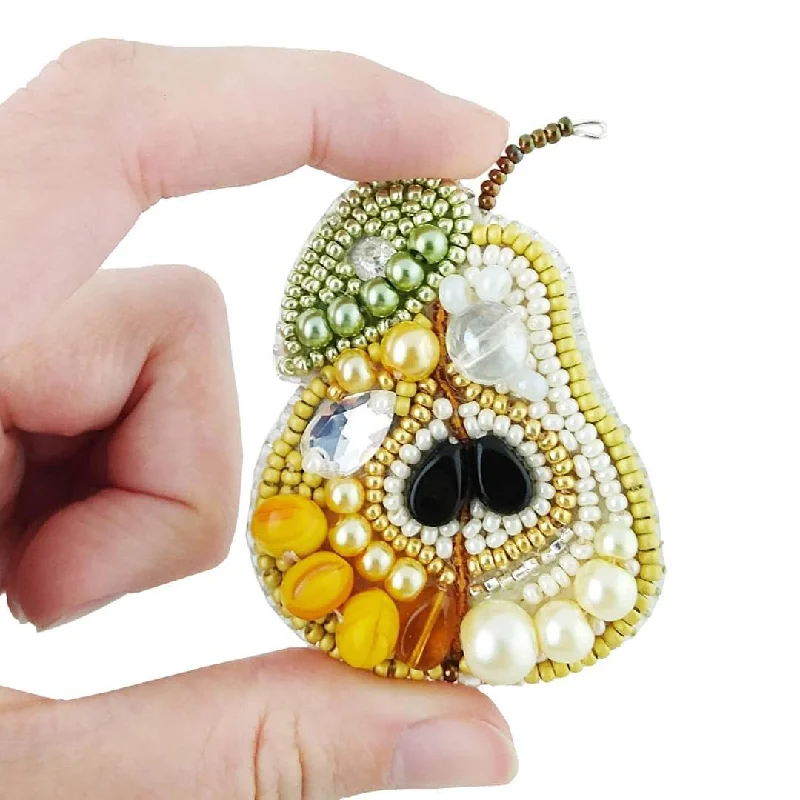 Tribal medallion brooches-BP-205C Beadwork kit for creating brooch Crystal Art "Pear"