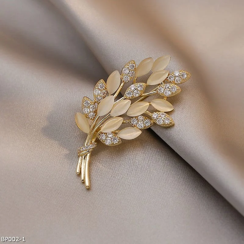 Glittering diamond brooches-Premium Barley opal brooch